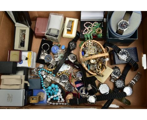 A BOX OF FASHION WRISTWATCHES AND OTHER ITEMS, to include a gents 'Avia polar star', two gents 'Casio, quartz', a gents 'Casi