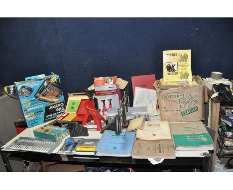 A COLLECTION OF MOSTLY AUTOMOTIVE TOOLS AND MANUALS including workshop manuals for Hillman Minx, BMC Magnette, Morris Oxford,