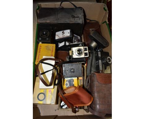 A BOX OF VINTAGE PHOTOGRAPHIC EQUIPMENT, to include a boxed VP Twin camera with instruction leaflet, boxed Kodak Brownie 620 