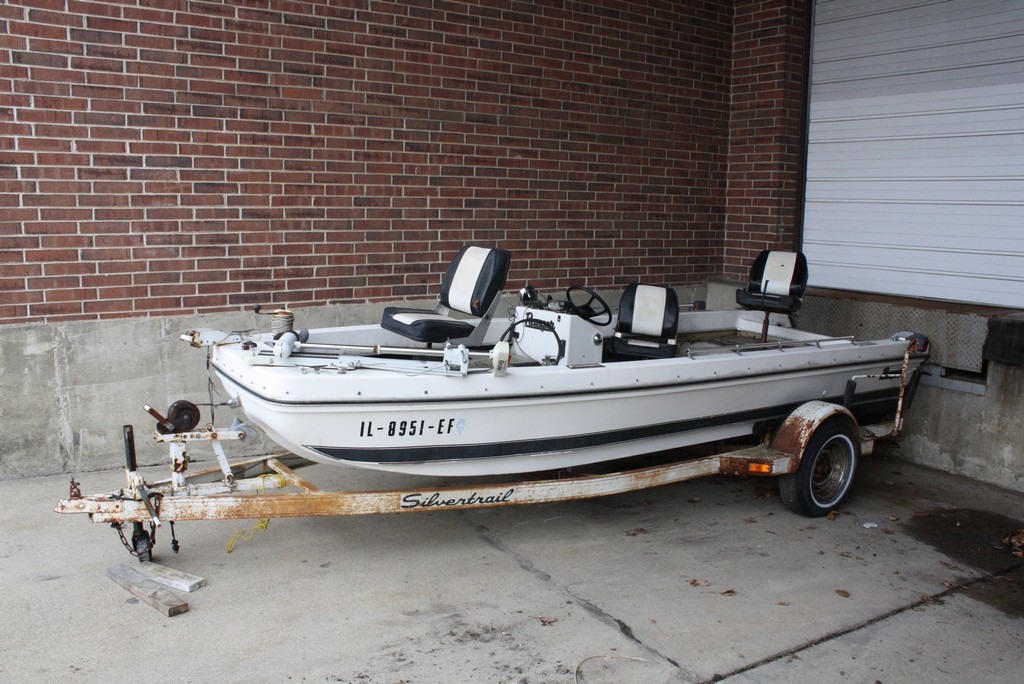 1976 Ranger DTR 10 Bass Boat, with 1977 Silver Trail Boat Trailer (No ...