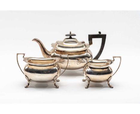 GEORGE V THREE PIECE SILVER TEASET, Walker & Hall, Sheffield 1918, to include teapot, sugar bowl, and milk jug, all on four f