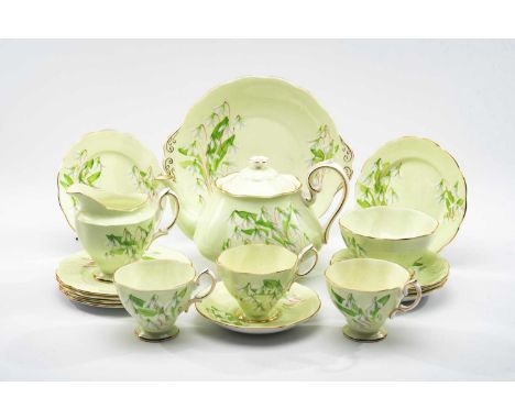 ROYAL ALBERT 'LAURENTIAN SNOWDROP' PATTERN TEASET FOR SIX, comprising teapot, milk and sugar basin, bread and butter plate, c