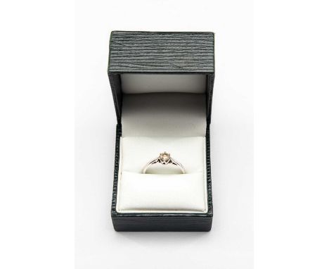 18CT WHITE GOLD DIAMOND SOLITAIRE RING, the single stone measuring 0.34cts, ring size O, 2.2gms, in Ernest Jones ring boxProv