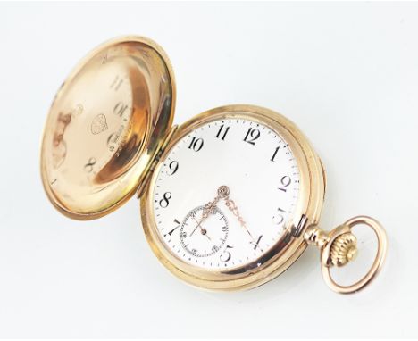 An Omega 14K yellow gold full hunter pocket watch, early 20th century, the engine turned cover with engraved decorative vacan