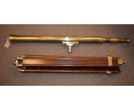 Reproduction brass telescope on a brass mounted hardwood tripod   Condition: 