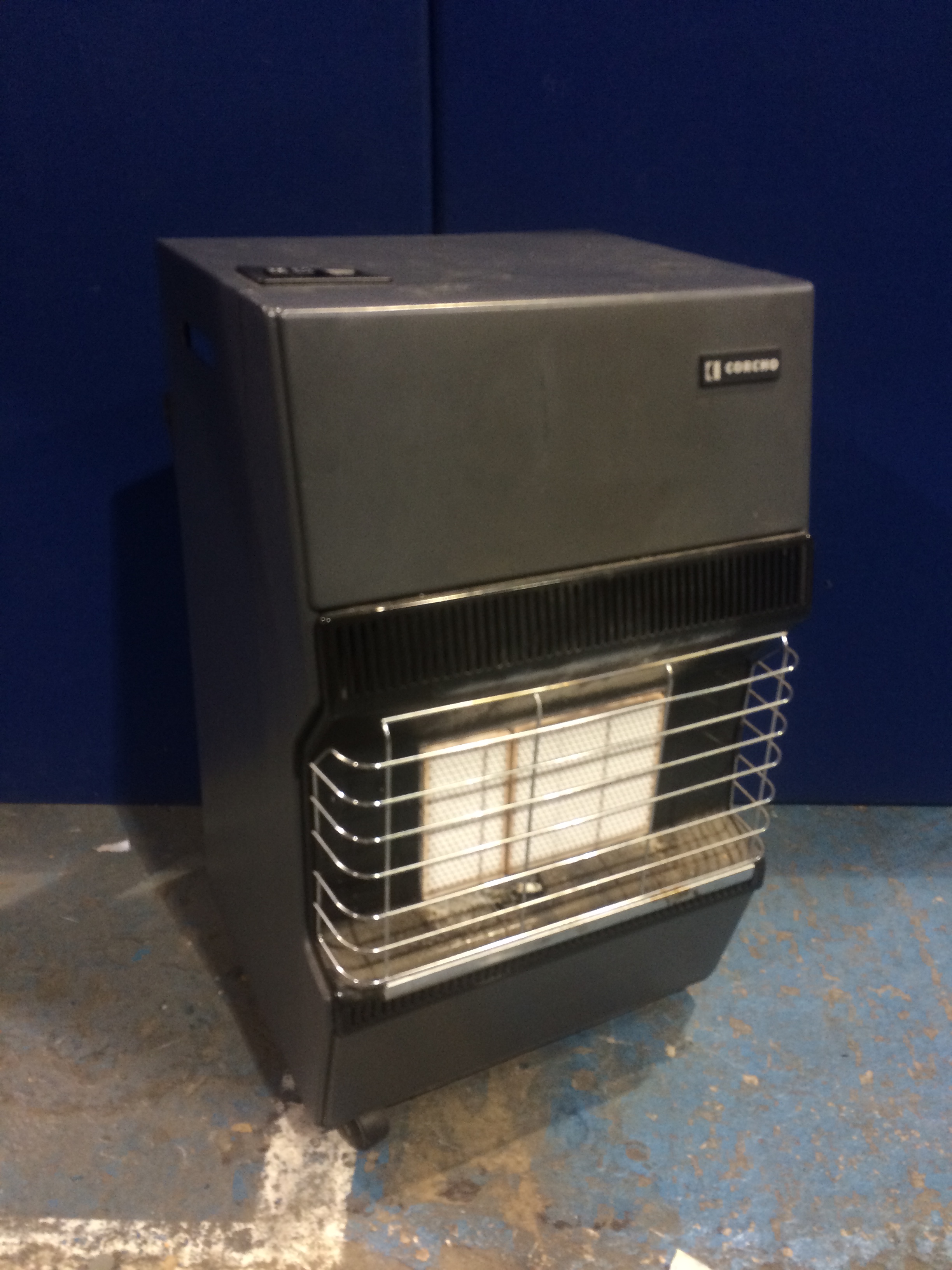 Corcho Gas Heater With Gas Bottle