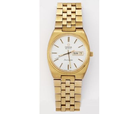 A GENTS GOLD PLATED OMEGA SEAMASTER QUARTZ WATCH,&nbsp;circular silver dial with black and gilt baton index and hands, centre