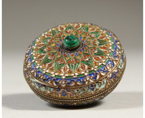 A GOOD SMALL RUSSIAN SILVER GILT AND ENAMEL PILL BOX. 5cms diameter.