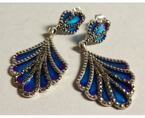 A PAIR OF SILVER, MARCASITE AND ENAMEL DECO DESIGN FAN EARRINGS.