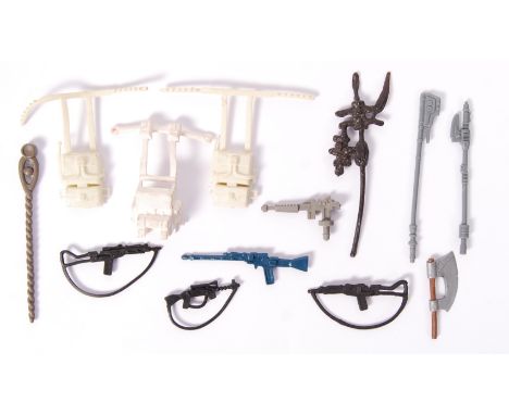 A good small collection of assorted original vintage Kenner / Palitoy made Star Wars action figure weapons, blasters and acce