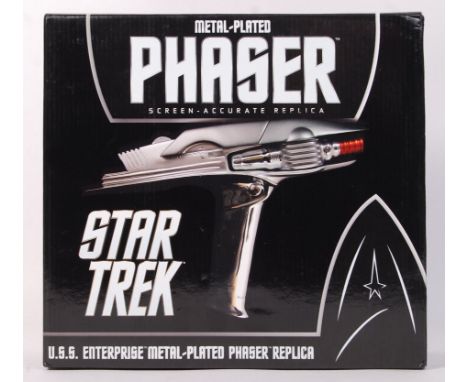 A rare QMX made Star Trek ' Metal Plated Phaser ' Screen Accurate Replica. 1:1 scale prop replica Phaser gun. Incredibly deta