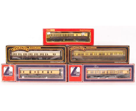 A collection of 5x assorted 00 gauge railway trainset boxed rolling stock carriages. To include; Lima Models 305313 &amp; 305