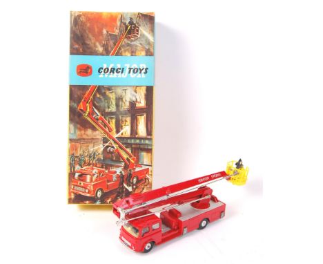 An original vintage Corgi Major Toys diecast model 1127 Simon Snorkel Fire Engine. Appears near mint to very near mint, withi