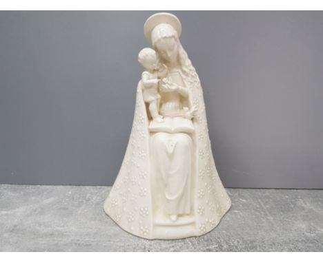 Vintage goebel white flower madonna mary baby jesus 60/70s porcelain figure 20 cm high, minor chip on birds wing