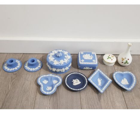 Collection of wedgwood jasper ware including large trinket box, candlestick holders and ashtray, also to include 2 pieces of 