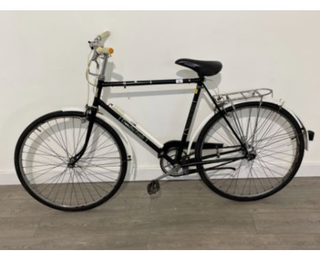 Vintage 1978 Coventry eagle bike in good working condition with original features