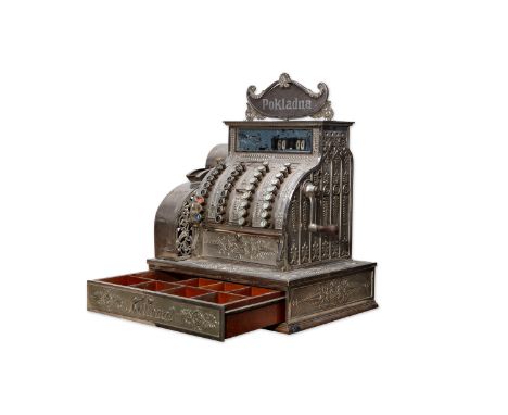 CASH REGISTER WITH HAND CRANK | THE NATIONAL CASH REGISTER CO, DAYTON, OHIO, USA | Around year 1900 | 61 x 47,5 x 39,5 cm (he