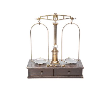 PHARMACY/APOTHECARY/MEDICAL BALANCE SCALES | KAMOR, UPICE | Around year 1900 | 58 x 50 x 20 cm (height x width x depth) | Bra