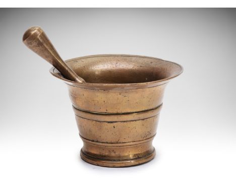 MORTAR WITH PESTLE/MORSER | CENTRAL EUROPE | TURN OF THE 18TH AND 19TH CENTURY | Turn of the 18th and 19th century | 8 x 11 c