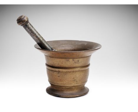 MORTAR WITH PESTLE/MORSER | CENTRAL EUROPE | TURN OF THE 18TH AND 19TH CENTURY | Turn of the 18th and 19th century | 11 x 15 