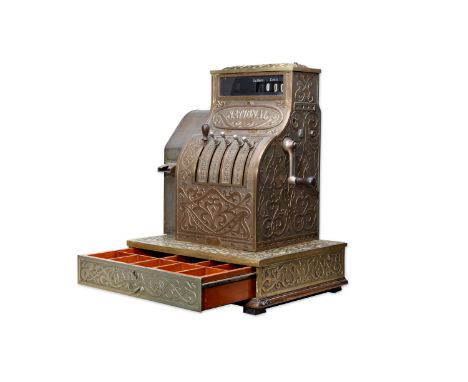 CASH REGISTER WITH HAND CRANK | THE NATIONAL CASH REGISTER CO, DAYTON, OHIO, USA | Around year 1900 | 62 x 47 x 40 cm (height