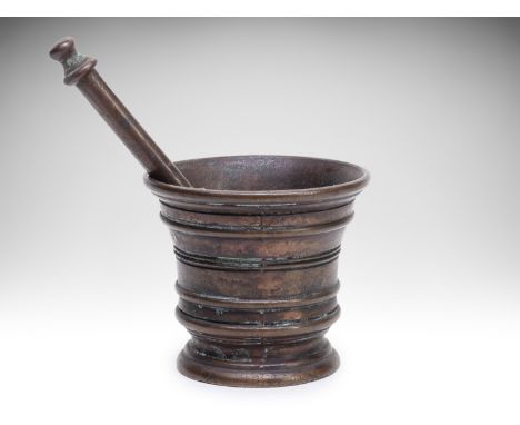 MORTAR WITH PESTLE/MORSER | CENTRAL EUROPE | TURN OF THE 19TH AND 20TH CENTURY | Turn of the 19th and 20th century | 11 x 12 