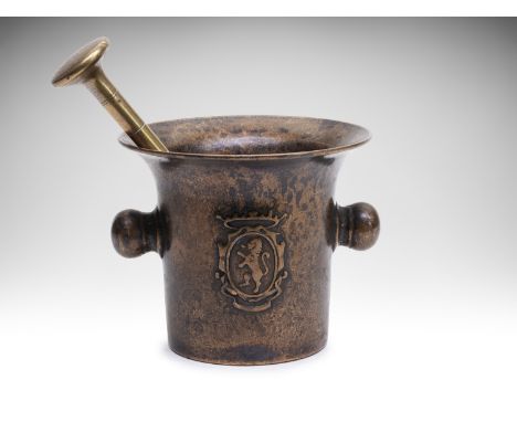 MORTAR WITH PESTLE/MORSER | CENTRAL EUROPE | 19TH CENTURY | 19th century | 12 x 14 cm (height x diameter) | Bronze | Provenan