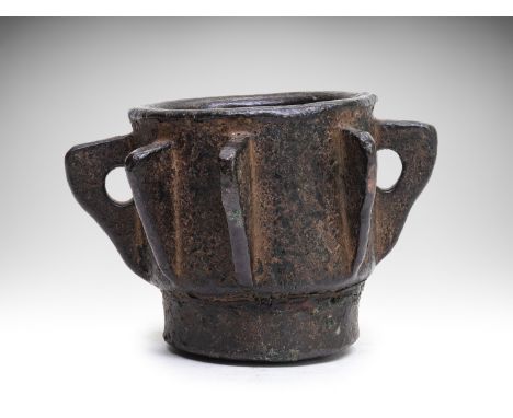 MORTAR/MORSER | CENTRAL EUROPE | 16TH CENTURY | 16th century | 11 x 11 cm (height x diameter) | Bronze | Provenance: private 