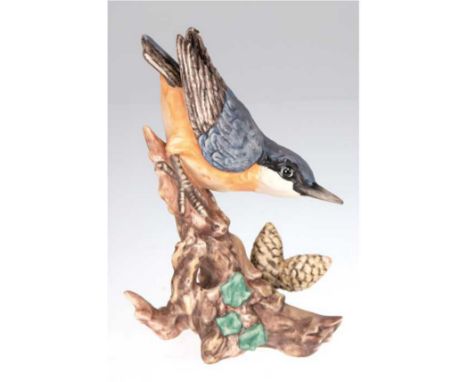Porzellanfigur "Kleiber", Goebel, polychrom bemalt, H. 17 cm