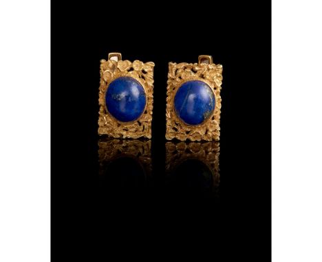A pair of cufflinksGold 800/000Reliefs decorationApplied cabochon cut lapis lazuliLisbon hallmark (1938-1984) and goldsmith's