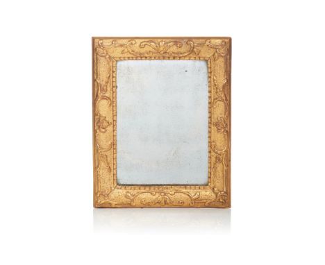Louis XIV mirrorFrance - Finely carved and gilded wooden mirror. Louis XIV period frame, old mercury glass. Begining of the 1