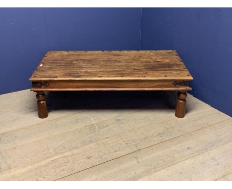 Contemporary Indian style coffee table 135 x 76 cm 