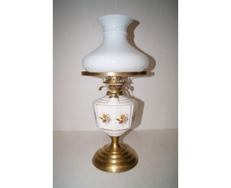 Ceramic &amp; brass oil lamp 