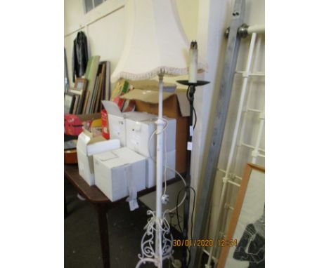 TWISTED METAL STANDARD LAMP TOGETHER WITH A FURTHER CREAM TWISTED METAL STANDARD LAMP (2)