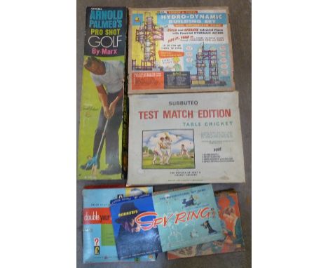 A collection of games including a Chad Valley Girder & Panel Hydro-Dynamic Building Set with motorised pump