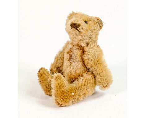 Steiff mid 20th century miniature teddy bear height 9.25cm: 