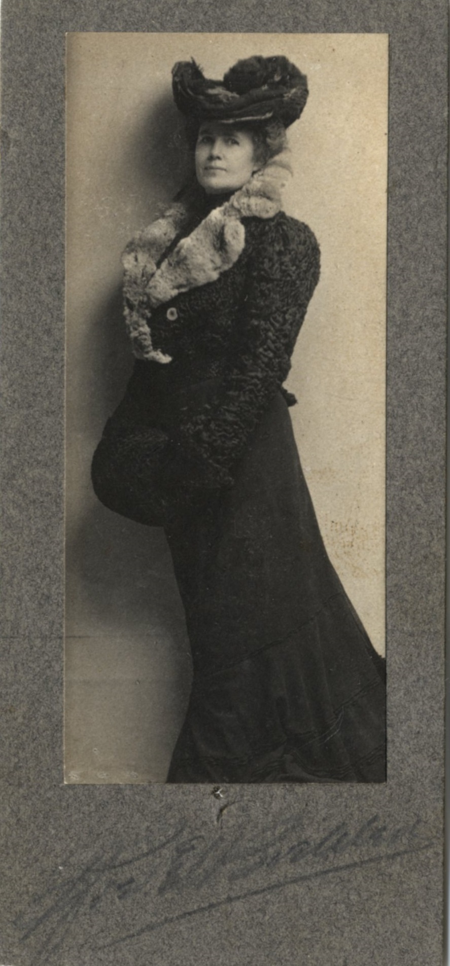 R.M.S. TITANIC: First-Class passenger Helen Churchill Candee, one of ...