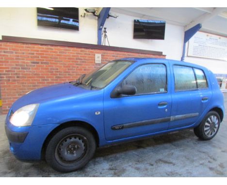 Make &amp; Model: Renault Clio ExpressionDate of Reg: AJ54 NPKColour: Bluecc: 1149MoT: 22-01-2021Fuel Type: PETROLMileage: 10