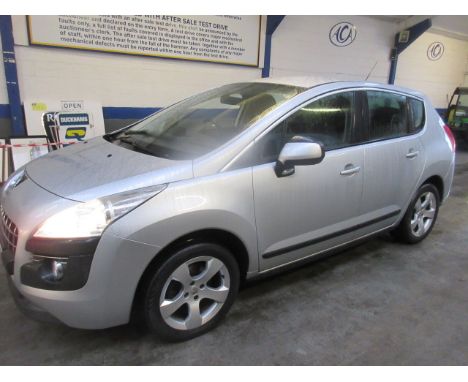 Make &amp; Model: Peugeot 3008 SportDate of Reg: ML10 EENColour: Silvercc: 1598MoT: 03-01-2021Fuel Type: PETROLMileage: 73kTr