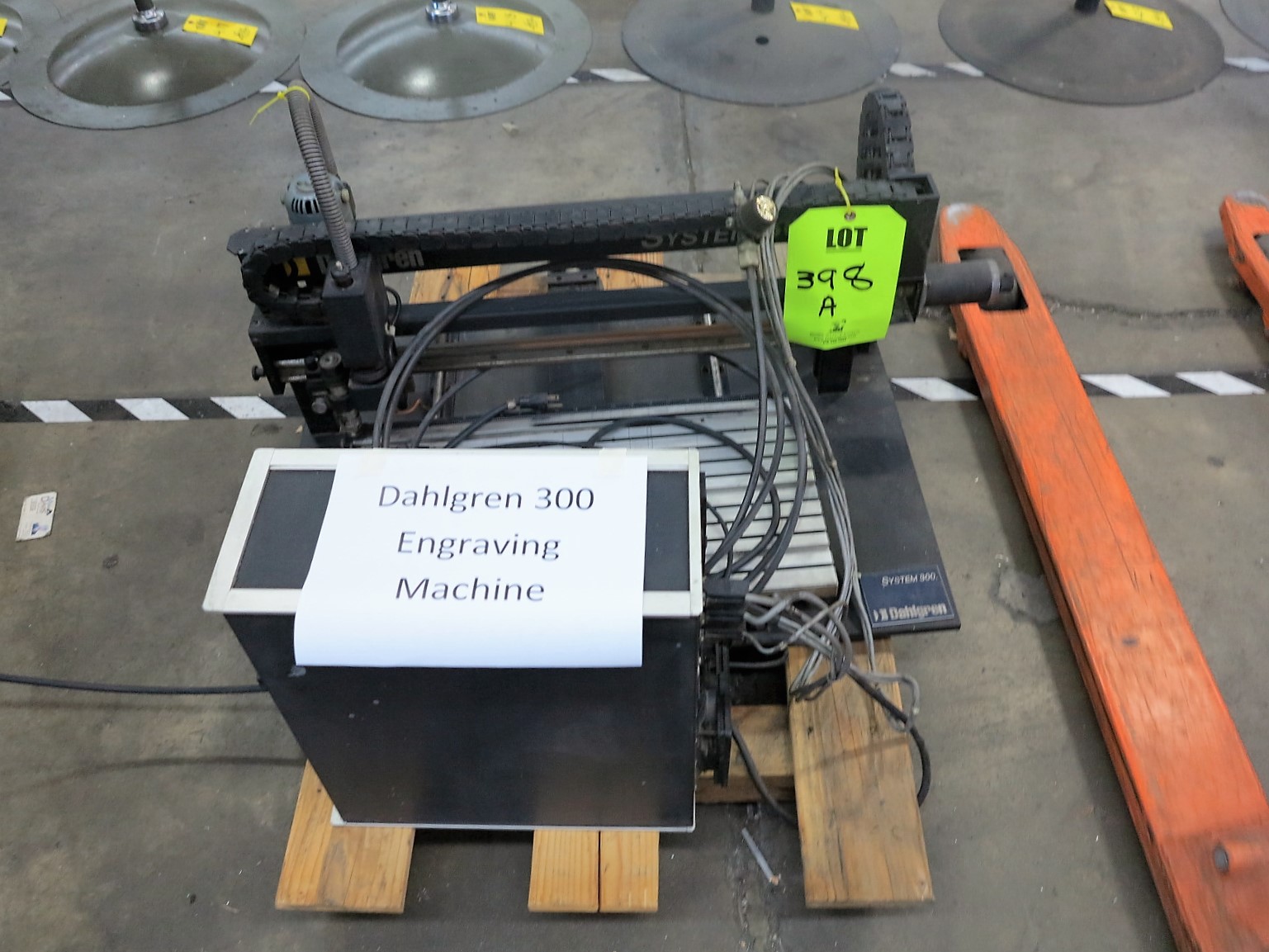 DAHLGREN SYSTEM 300 ENGRAVING MACHINE