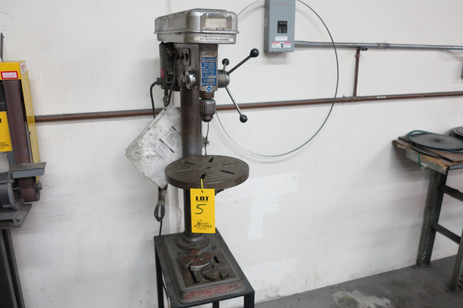 CONTINENTAL 5 SPEED HEAVY DUTY DRILL PRESS W/STAND