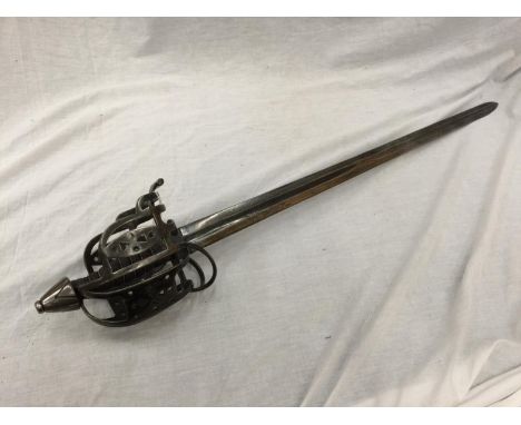 A VINTAGE SCOTTISH BASKET HILTED BROAD SWORD 78CM BLADE 