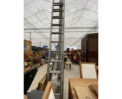 AN EXTENDABLE 22 RUNG ALUMINIUM STEP LADDER 
