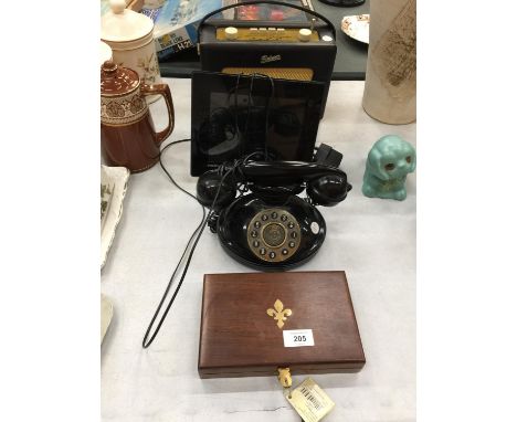 A MIXED COLLECTION TO INCLUDE A RETRO STYLE RADIO, A VINTAGE STYLE TELEPHONE WITH PUSH BUTTONS AND A BOXED LETTER OPENING SET