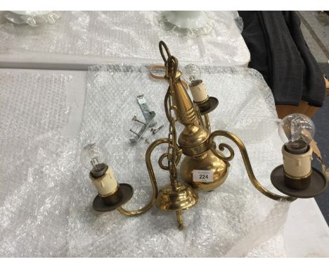 A VINTAGE BRASS 3 BRANCH CEILING LIGHT WITH CHAIN HANGING. DROP APPROX 48CM, WIDTH 39CM 