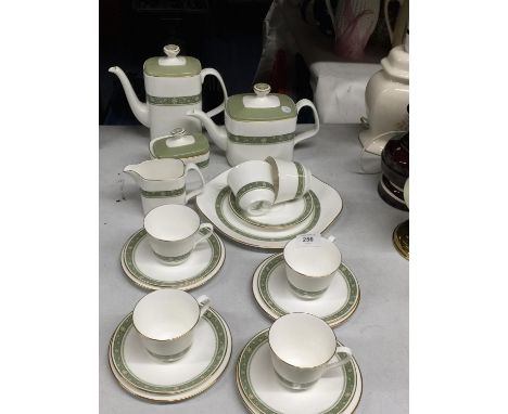 A ROYAL DOULTON 'RONDELAY' TEA/COFFEE SET TO INCLUDE TEAPOT, COFFEE POT, CUPS, SAUCERS, PLATES, SANDWICH PLATE, SUGAR BOWL AN