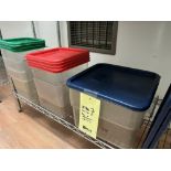 LOT: (8) Bacs à Mesurer variées