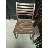 (27) Chaises Patio Intérieur/Extérieur, Brunes, QUANTITÉ x PRIX MISÉ