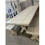 Très Grande Table de Picnic en Bois, 110'' x 39'', avec (2) Bancs