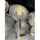 LOT: (2) Poelons: 10'' & 14''